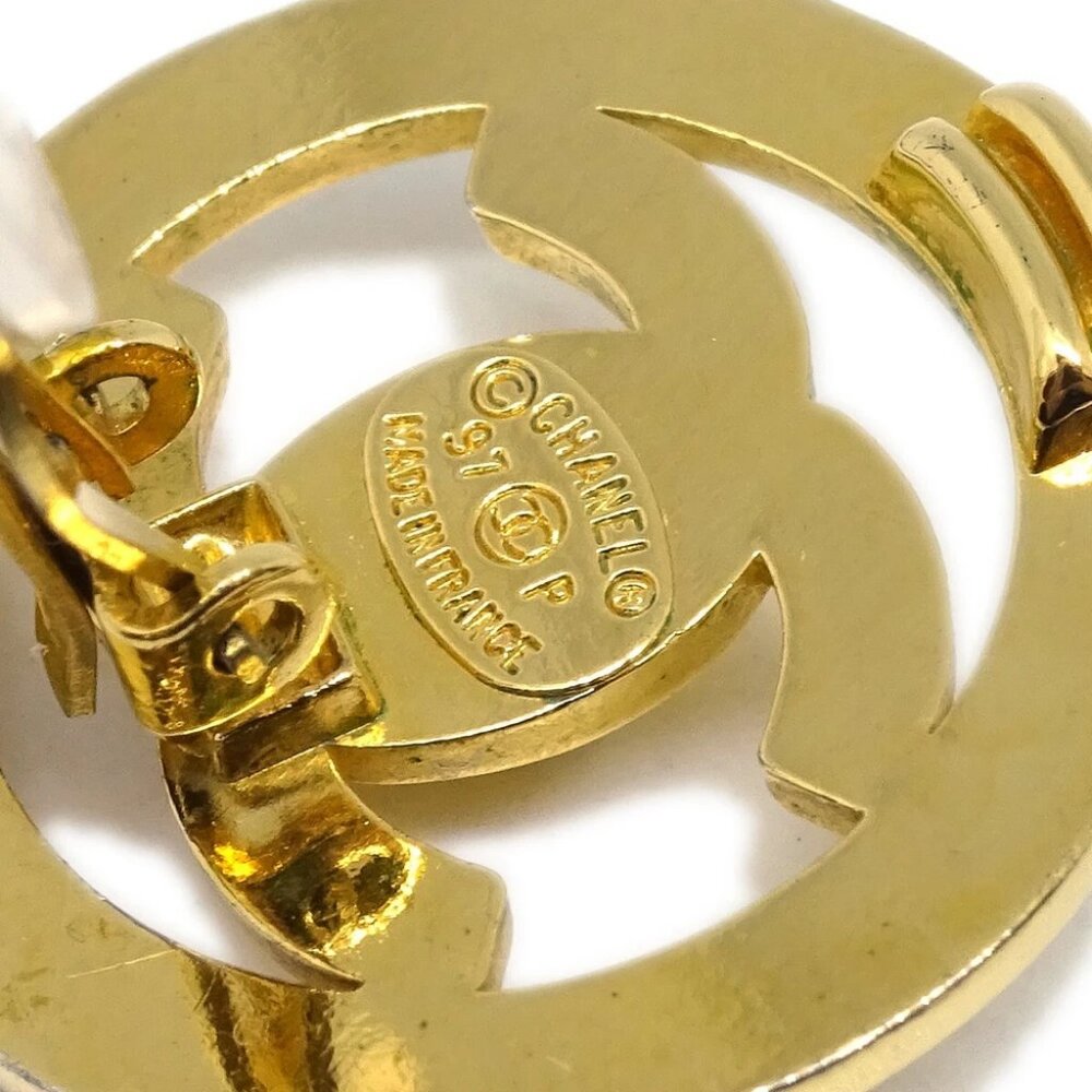 Chanel CC Turnlock Button Earrings Gold Clip-On - Picture 4 of 4